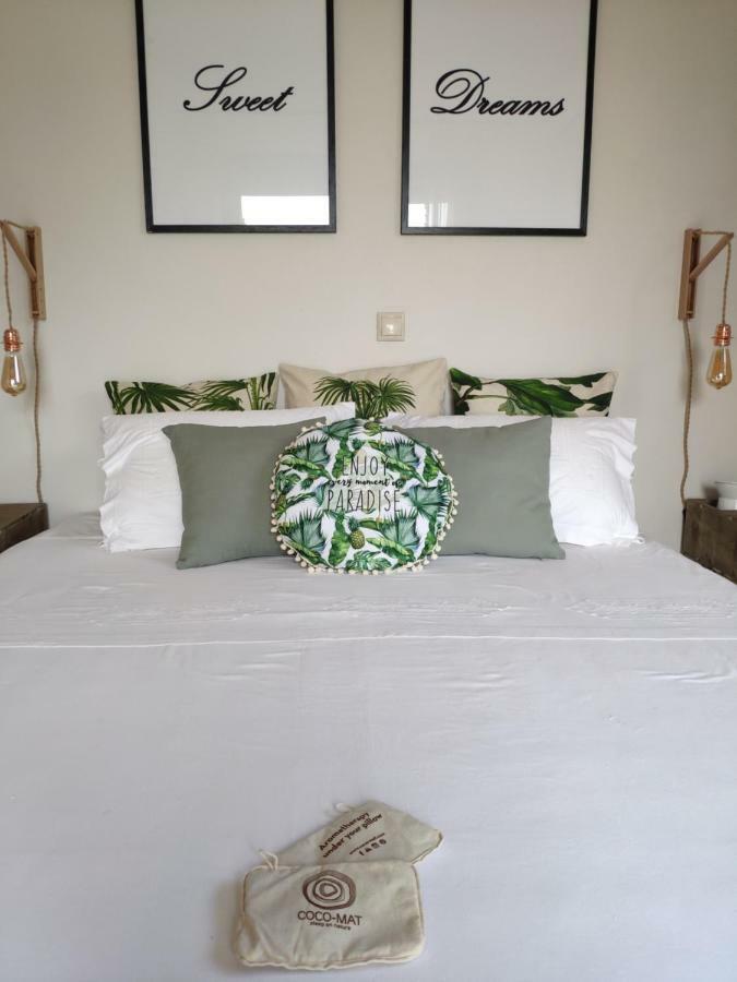 Olive Tree Cottage 2 Nea Peramos  Exterior photo